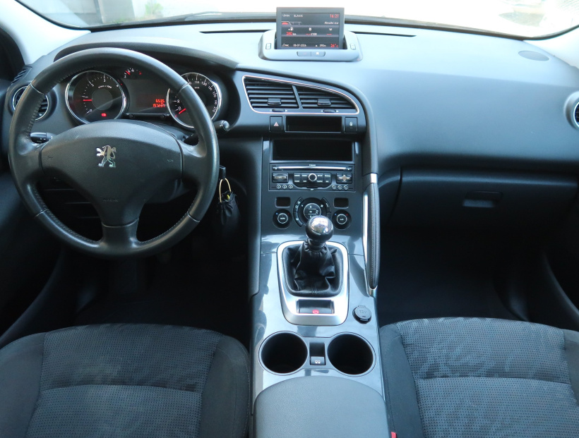 Peugeot 3008, 2012