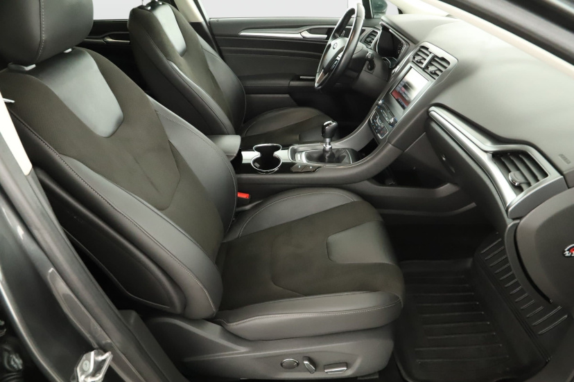 Ford Mondeo, 2015