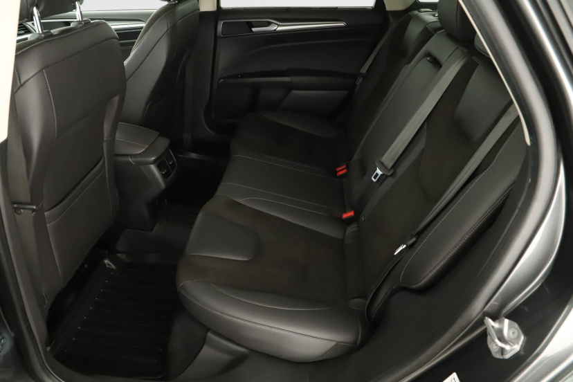 Ford Mondeo, 2015