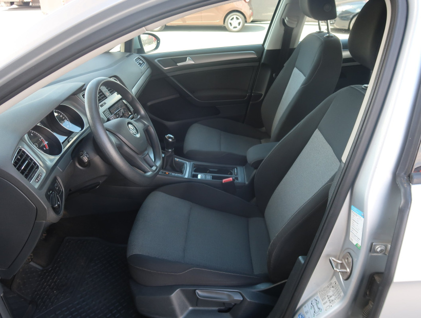 Volkswagen Golf, 2015