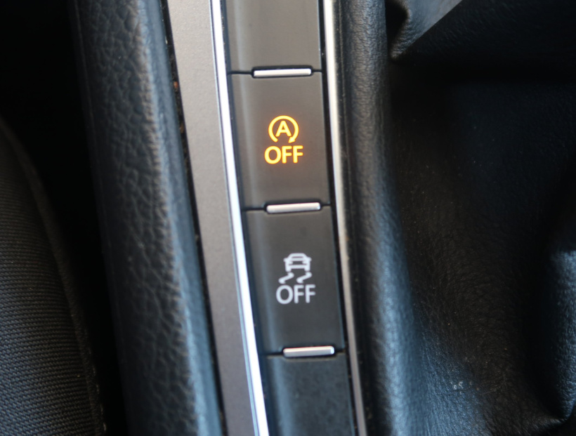 Volkswagen Golf, 2015