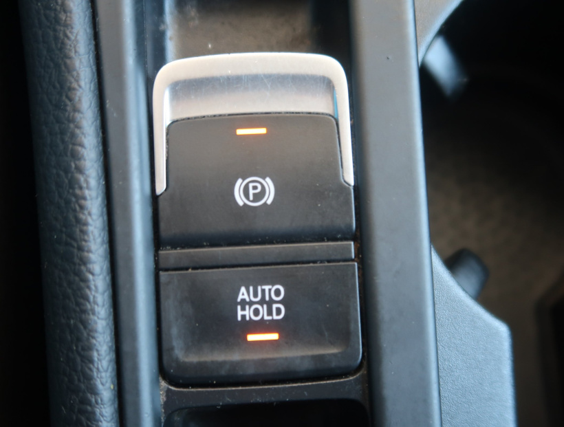 Volkswagen Golf, 2015