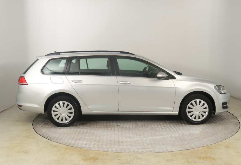 Volkswagen Golf, 2015