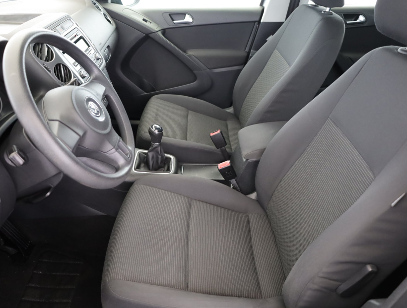 Volkswagen Tiguan, 2012