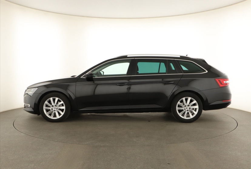 Škoda Superb, 2019