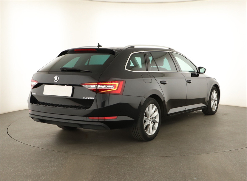 Škoda Superb, 2019