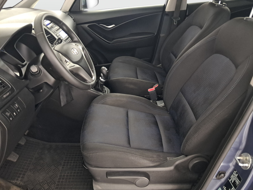 Hyundai ix20, 2013