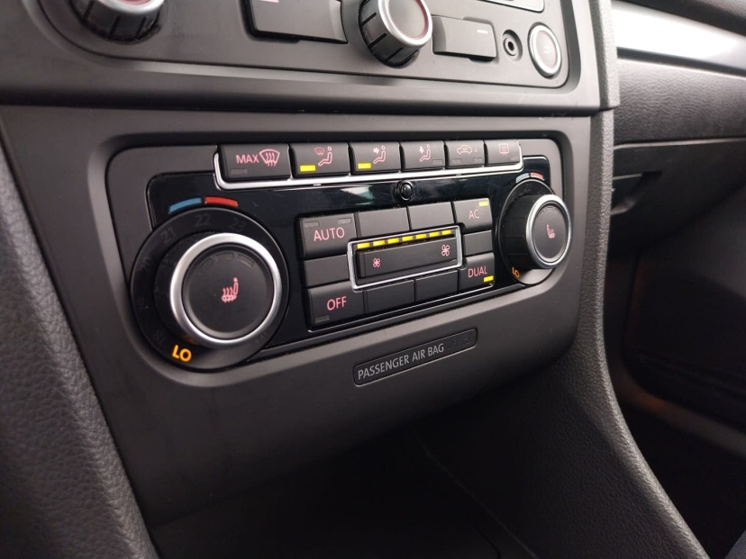 Volkswagen Golf, 2011