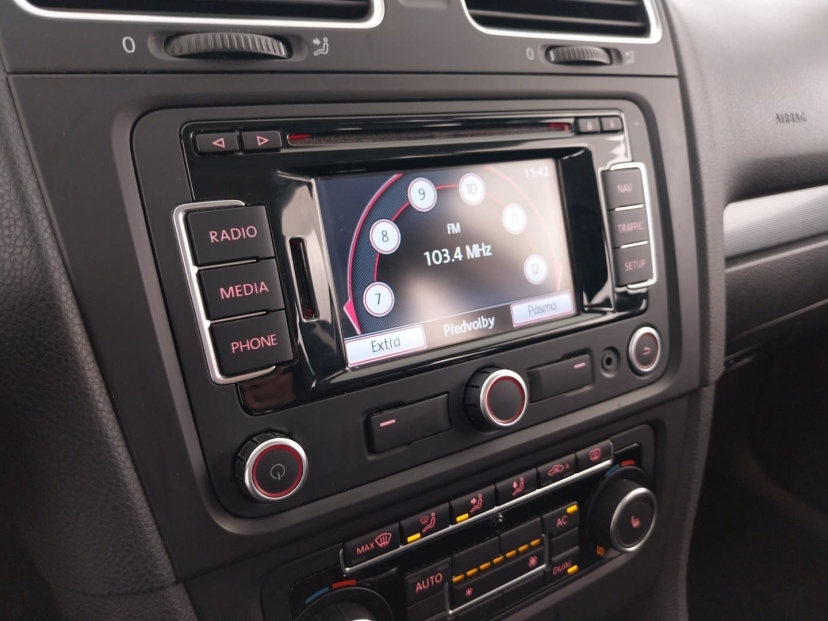 Volkswagen Golf, 2011