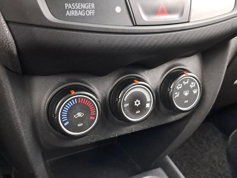 Mitsubishi ASX, 2016