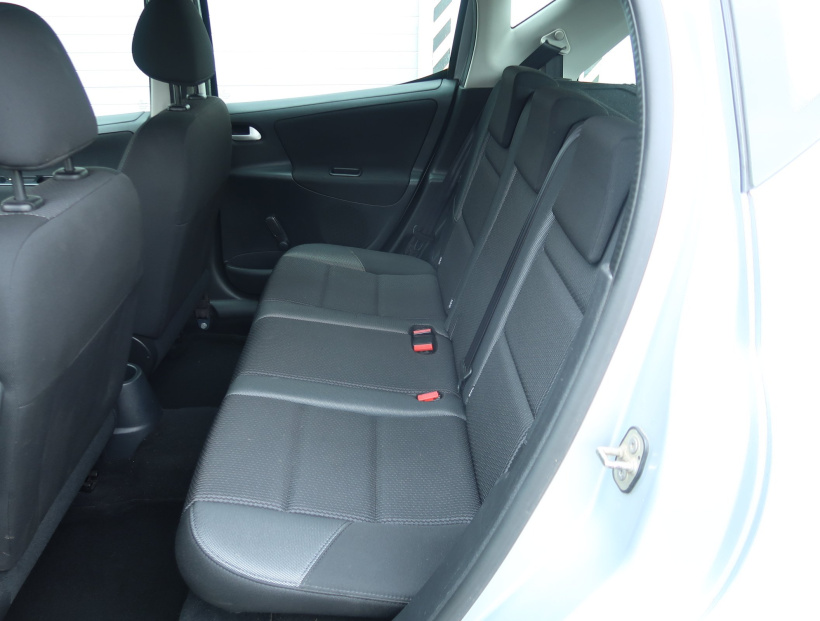 Peugeot 207, 2012