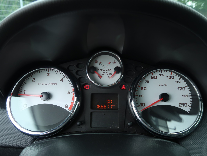 Peugeot 207, 2012