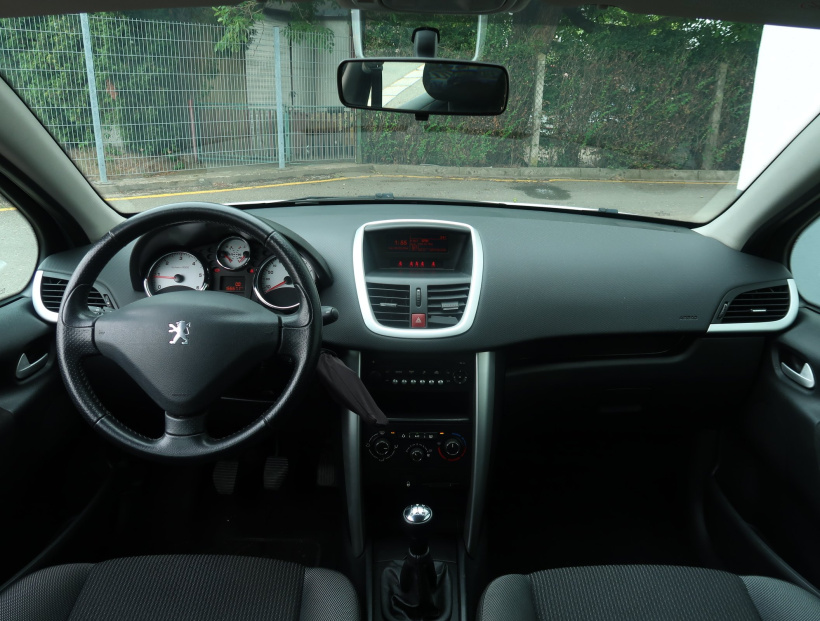Peugeot 207, 2012