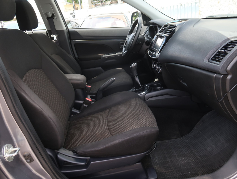 Mitsubishi ASX, 2017