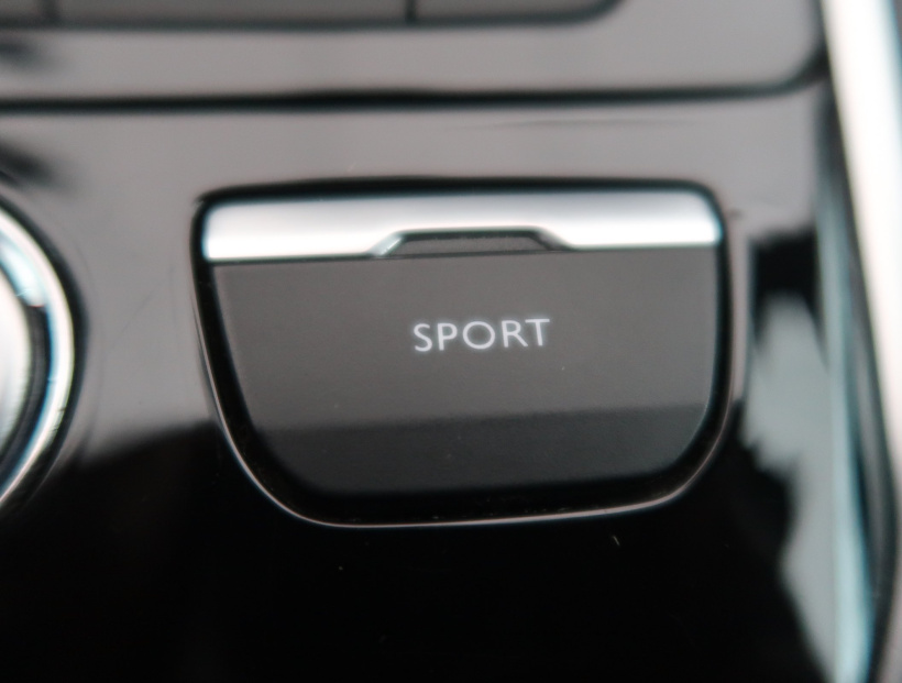 Peugeot 308, 2016