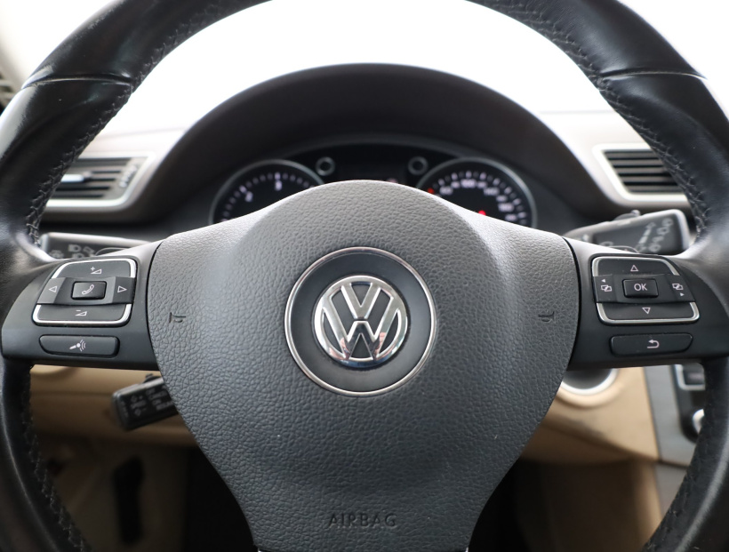 Volkswagen Passat, 2013