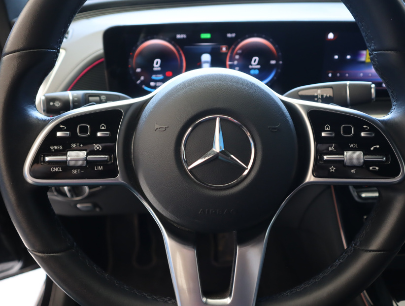 Mercedes-Benz EQC, 2021