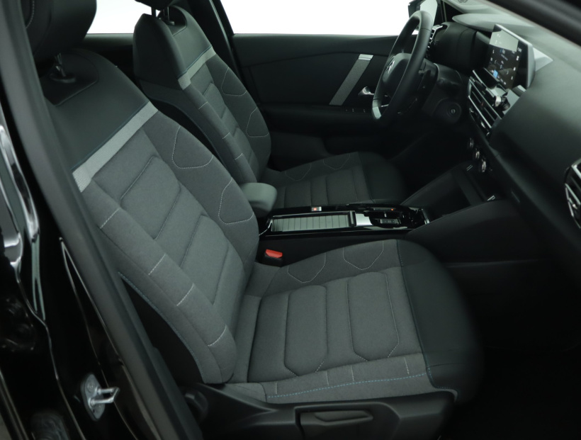 Citroen C4 X, 2023