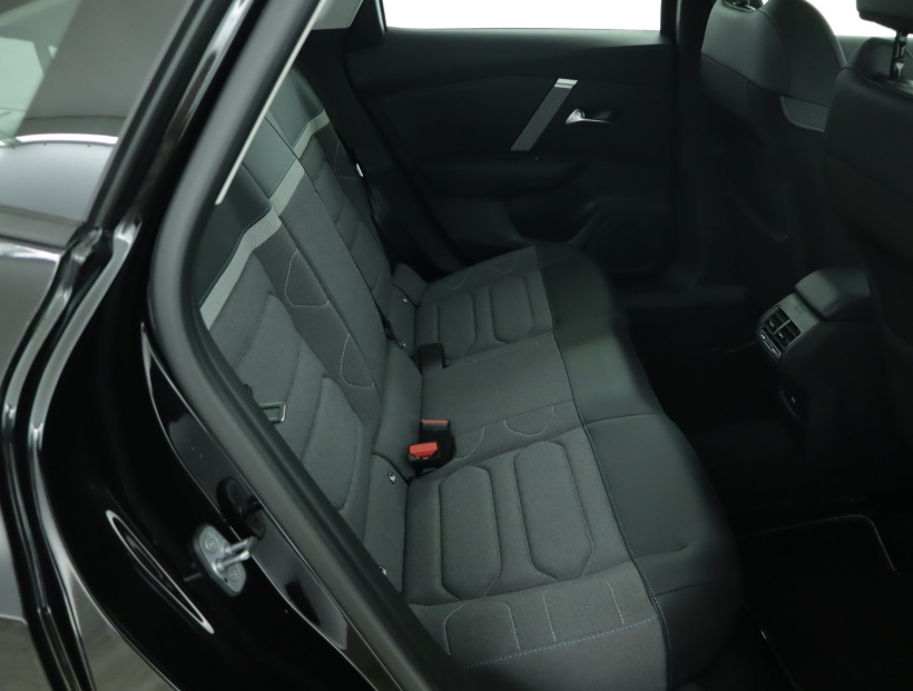 Citroen C4 X, 2023