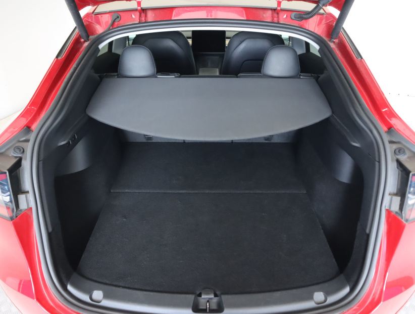Tesla Model Y, 2022