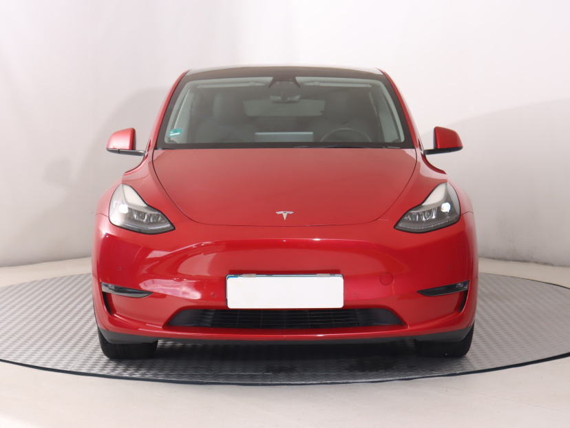 Tesla Model Y, 2022