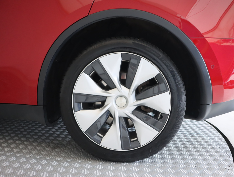 Tesla Model Y, 2022