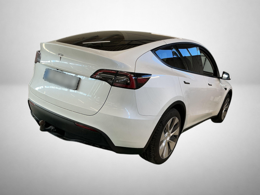 Tesla Model Y, 2023