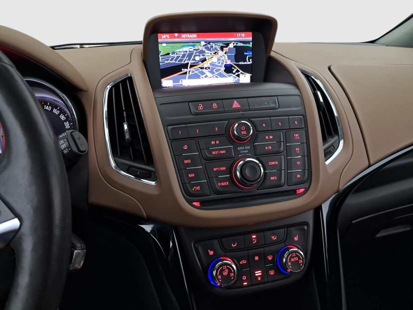 Opel Zafira, 2015