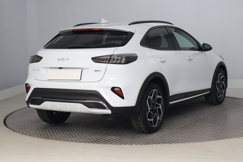 Kia XCeed, 2026