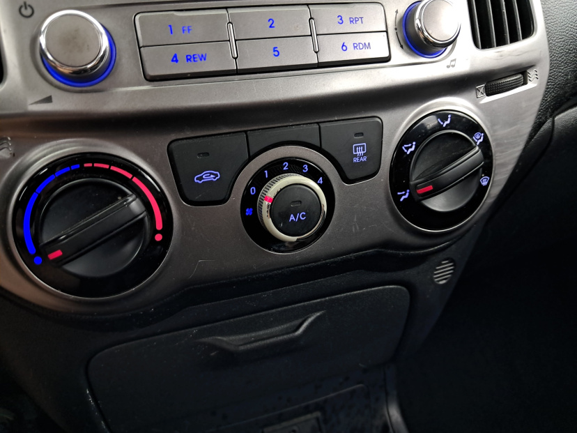 Hyundai i20, 2013