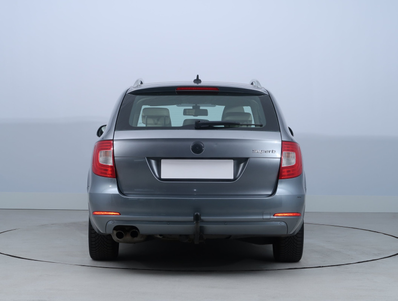 Škoda Superb, 2009