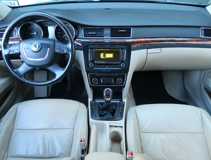 Škoda Superb, 2009