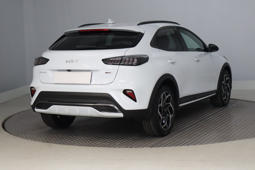 Kia XCeed, 2026