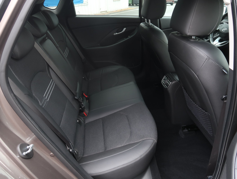 Hyundai i30 Fastback, 2021