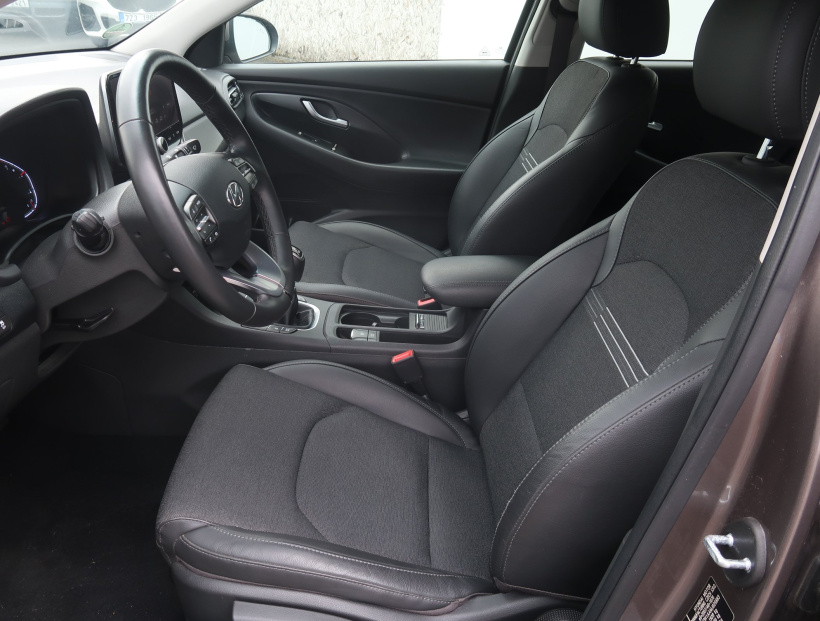 Hyundai i30 Fastback, 2021
