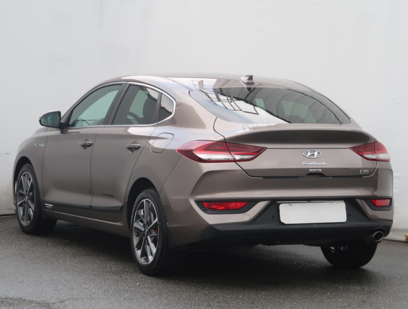 Hyundai i30 Fastback, 2021