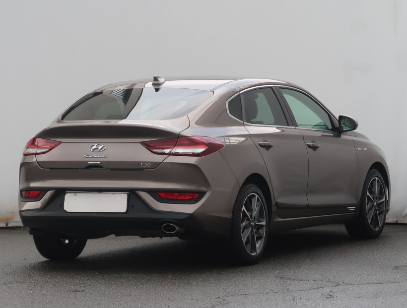 Hyundai i30 Fastback, 2021