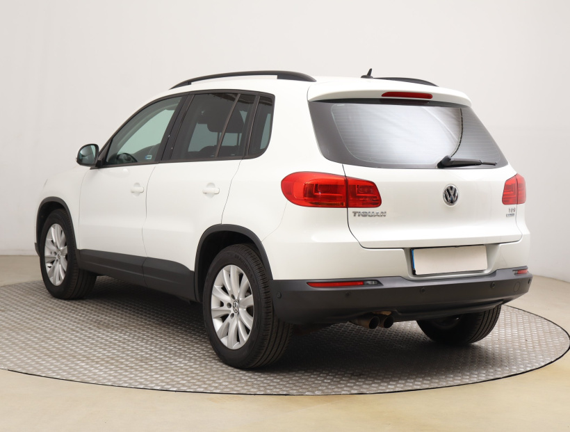 Volkswagen Tiguan, 2014