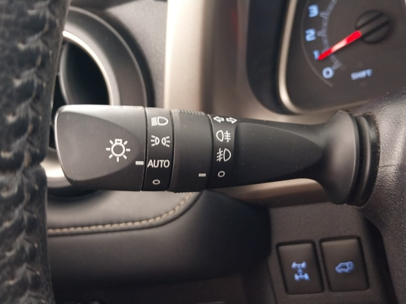 Toyota RAV 4, 2015