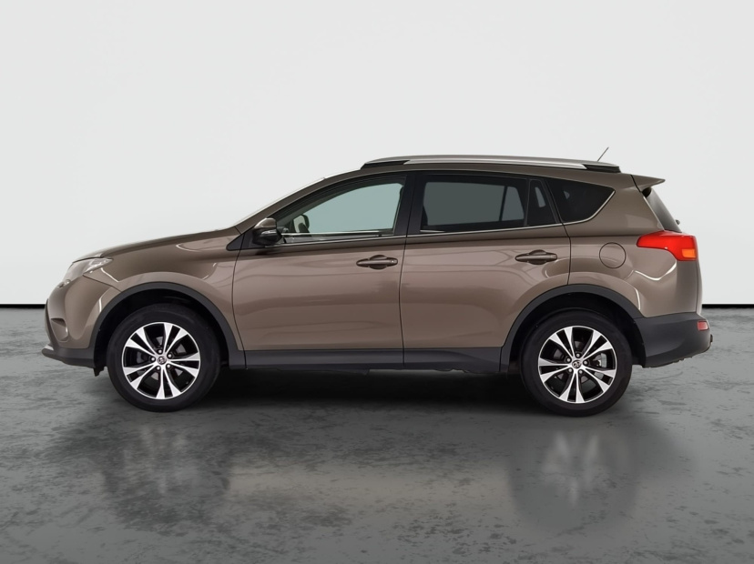 Toyota RAV 4, 2015