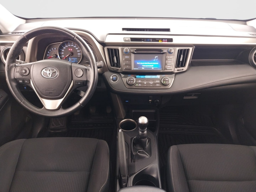 Toyota RAV 4, 2015