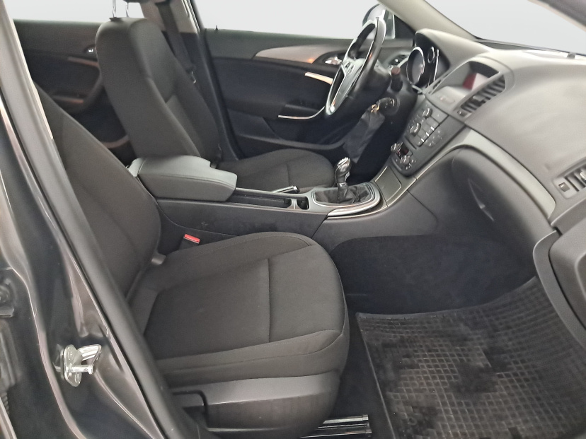 Opel Insignia, 2013