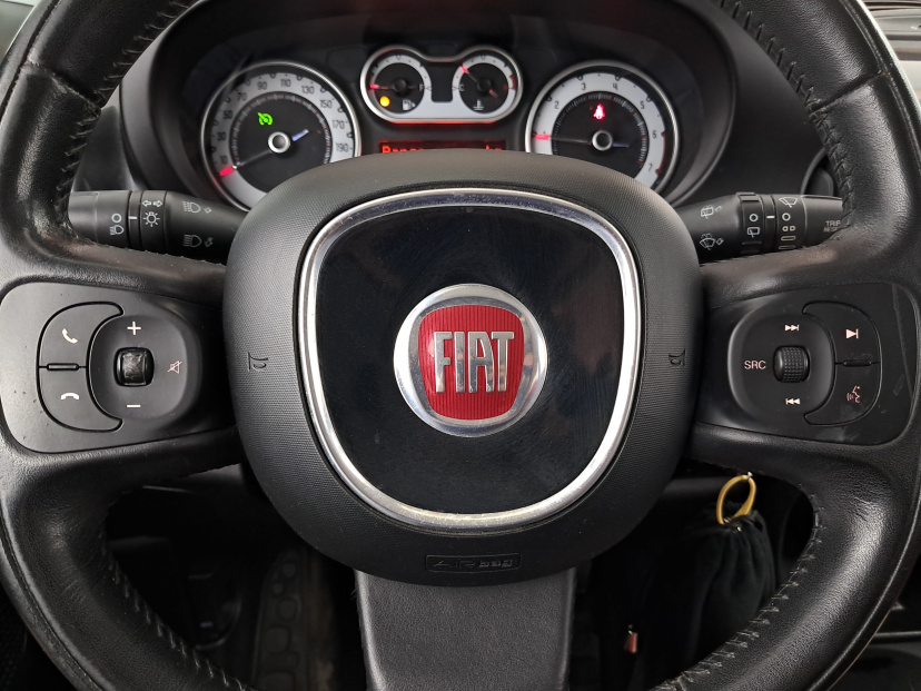 Fiat 500L, 2013