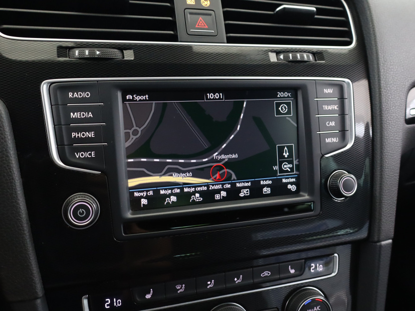 Volkswagen Golf, 2015