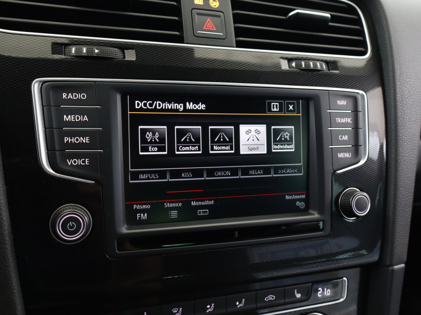 Volkswagen Golf, 2015
