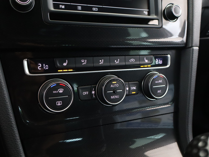 Volkswagen Golf, 2015
