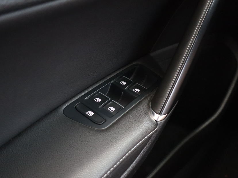 Volkswagen Golf, 2015