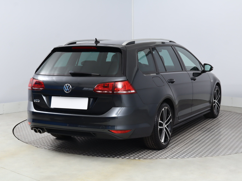 Volkswagen Golf, 2015