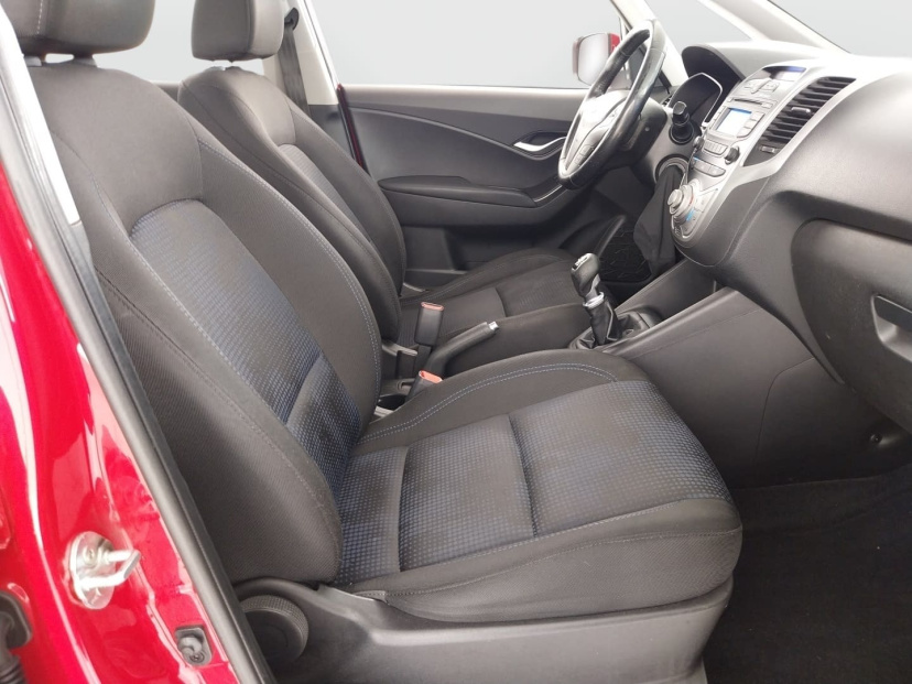 Hyundai ix20, 2012