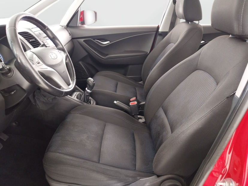 Hyundai ix20, 2012